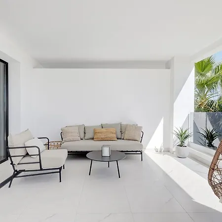 2 Bedroom @estepona Hills With Sea View! Lejlighed