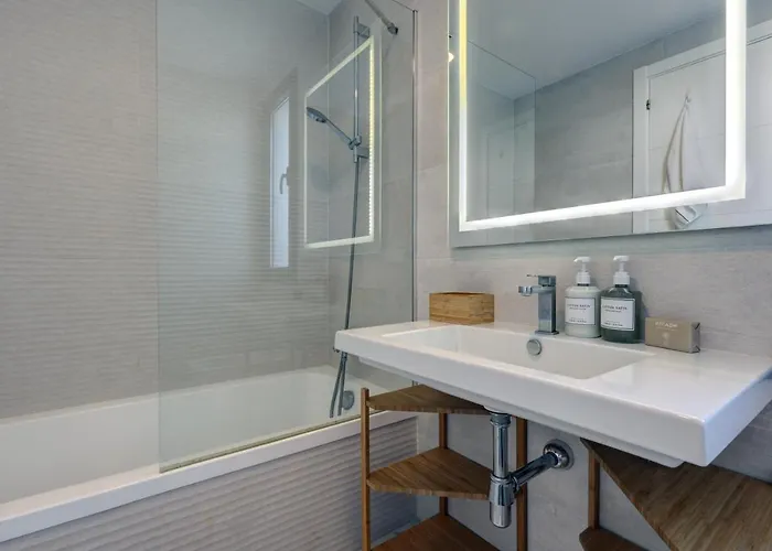 2 Bedroom @estepona Hills With Sea View! 아파트 에스테포나