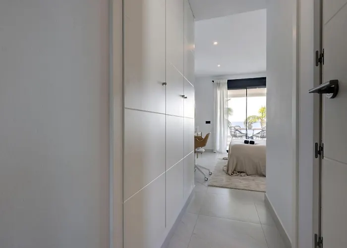 2 Bedroom @estepona Hills With Sea View! 아파트