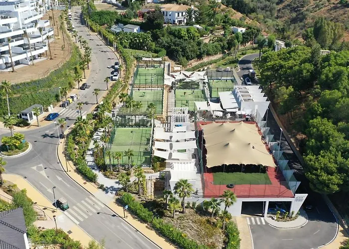 2 Bedroom @estepona Hills With Sea View! 아파트 에스테포나