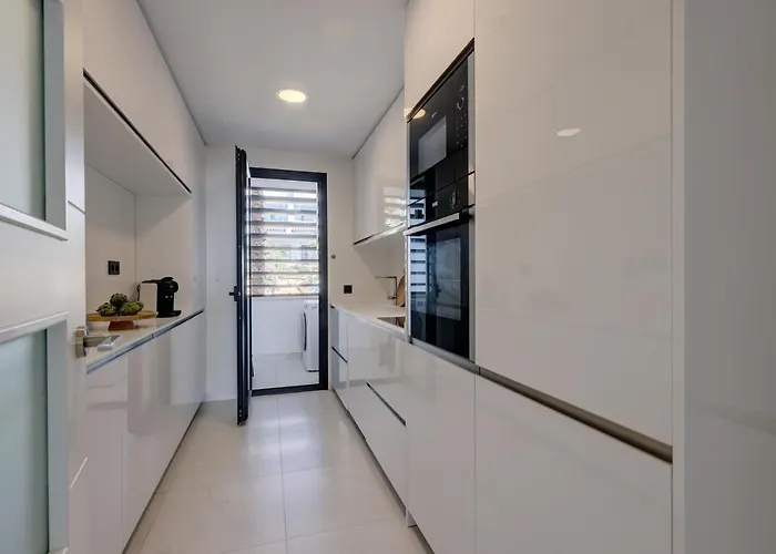 2 Bedroom @estepona Hills With Sea View! 에스테포나