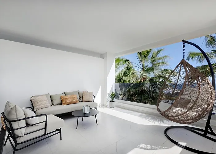 아파트 2 Bedroom @estepona Hills With Sea View! *