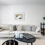2 Bedroom @estepona Hills With Sea View! アパート エステポナ