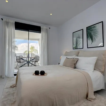 Apartment 2 Bedroom @estepona Hills With Sea View! *