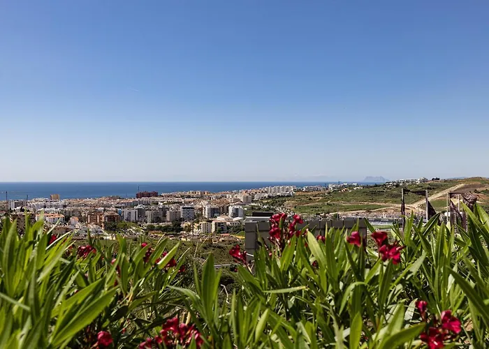2 Bedroom @estepona Hills With Sea View! Lägenhet Estepona
