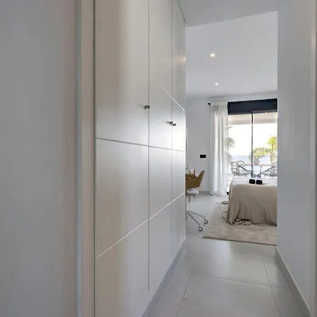 2 Bedroom @estepona Hills With Sea View! Apartament