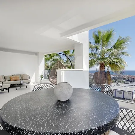 2 Bedroom @estepona Hills With Sea View! * Estepona